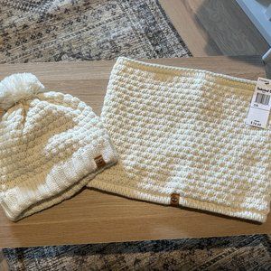 Timberland Cream Knit Hat & Infinity Loop Scarf - NWT